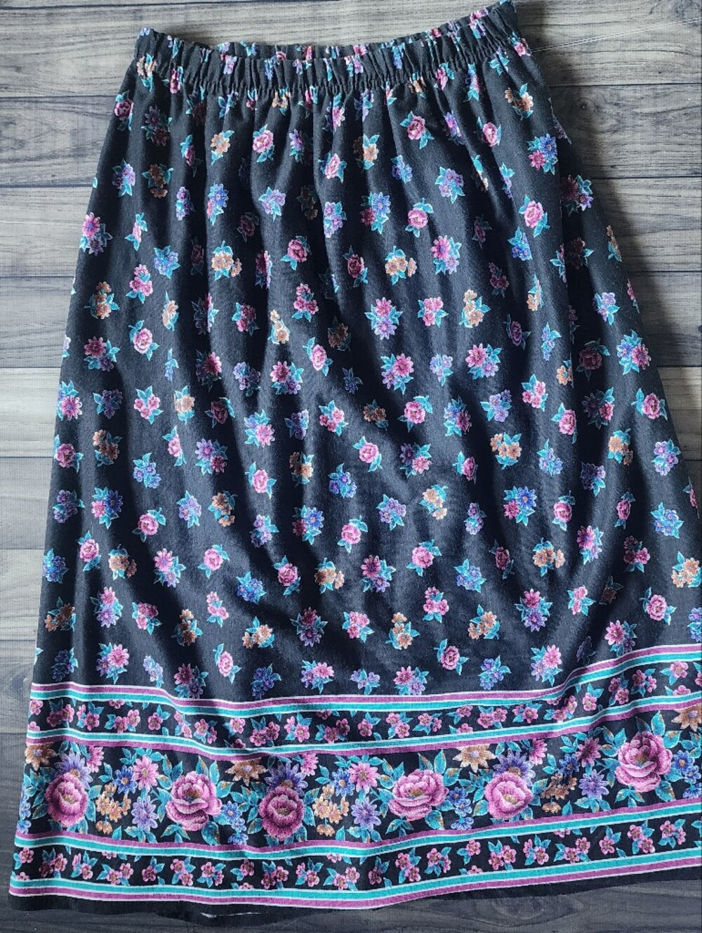 Basic Essentials Vintage Floral Elastic Waist Skirt